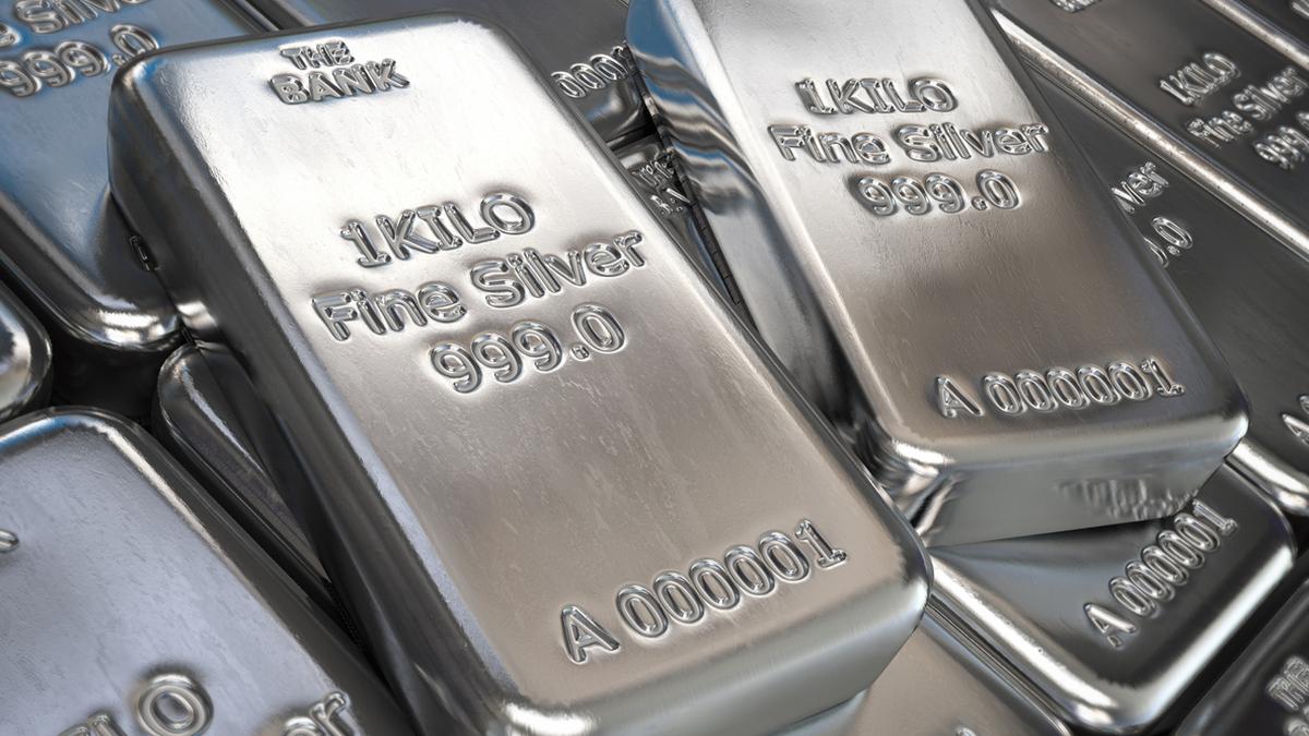 Silver Jumps ₹5,000 to Hit Fresh Peak of ₹1.15 Lakh/kg: Here's What You Need to Know