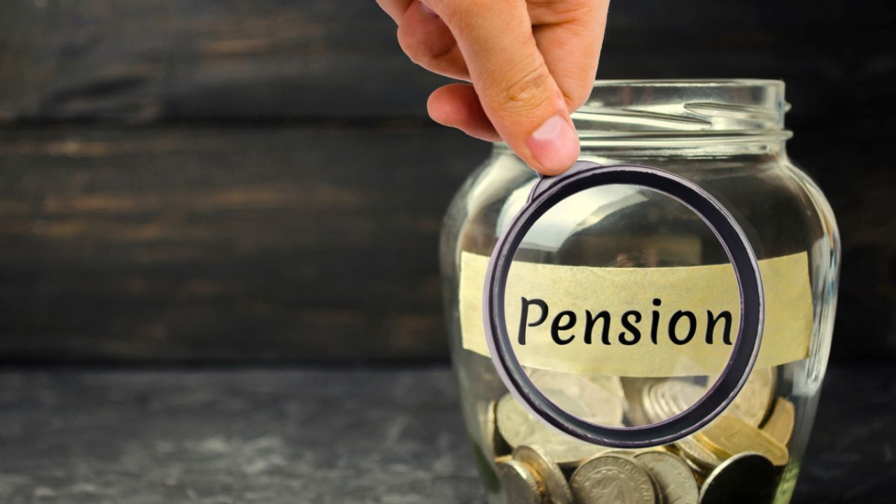 Sarkari Pension Scheme: Are you worried about your old age and thinking about how you will manage your expenses after retirement
